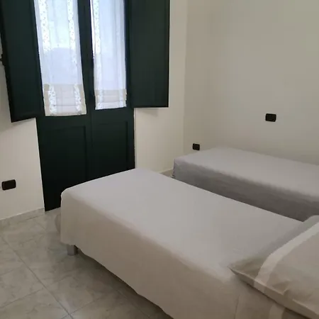 Casa Vacanza La Leccese アパート Melissano